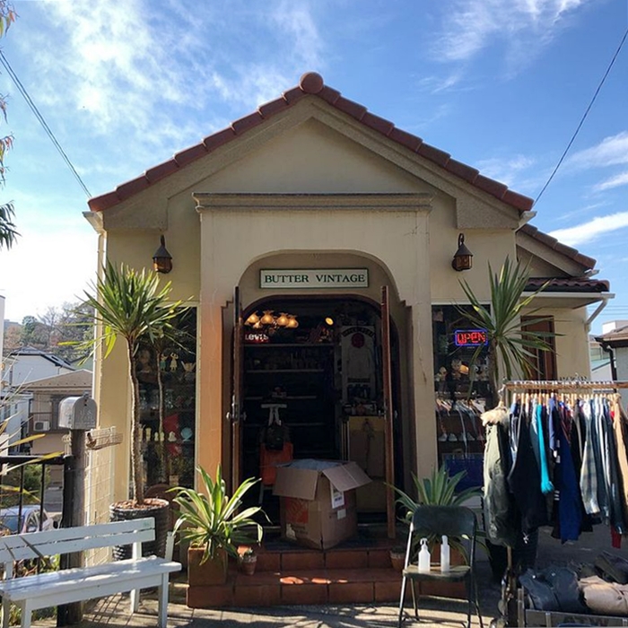 Butter Vintage (バターヴィンテージ) ร้านเสื้อผ้าวินเทจ